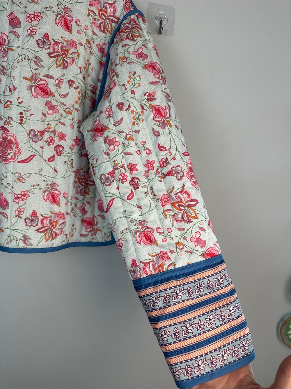 NWOT Women’s Floral Quilted Open Front Jacket Long Sleeve Cropped Bohemian Small - Picture 12 of 16